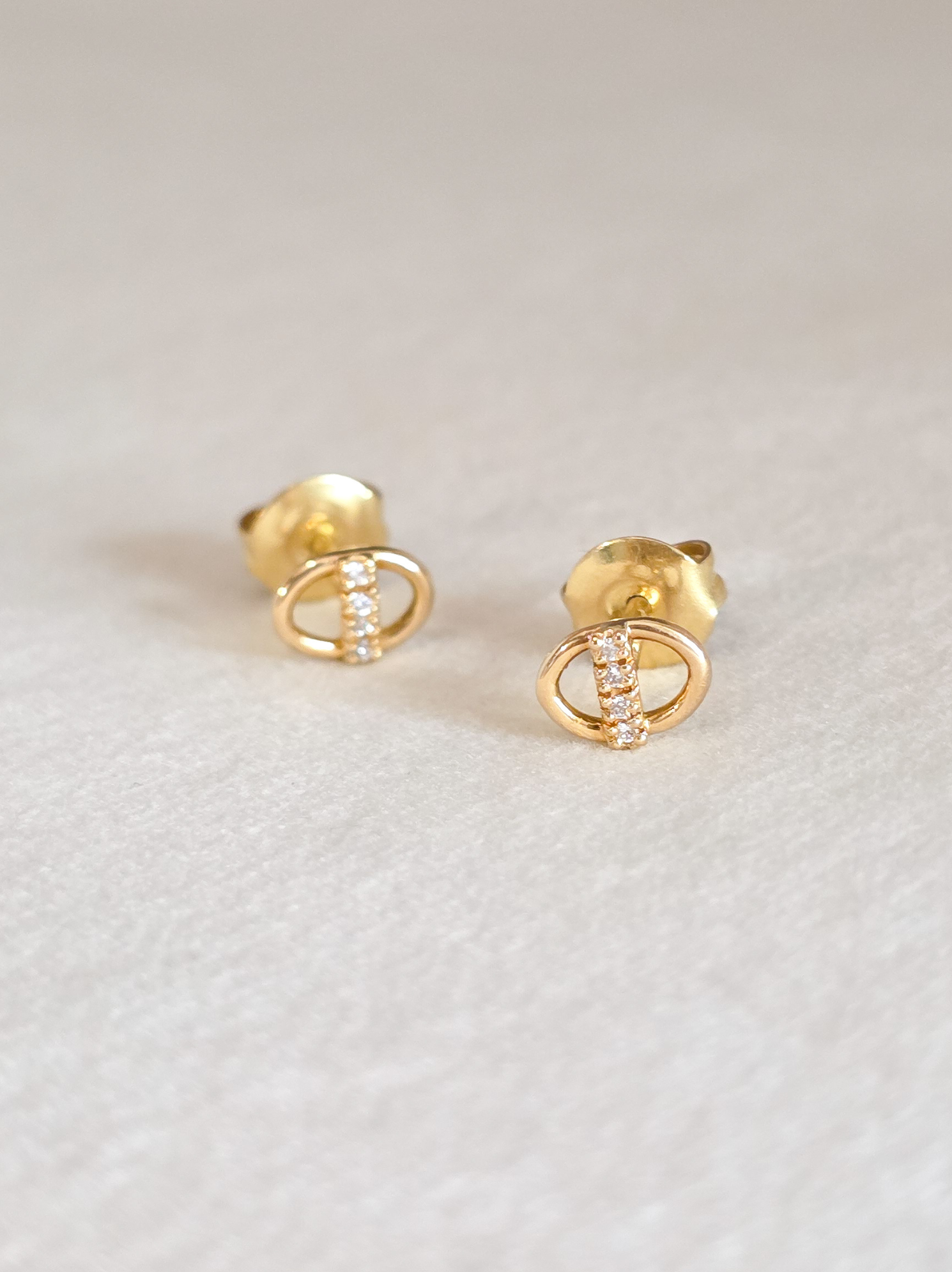 aros pequeños de oro, aros con diamante pequeños