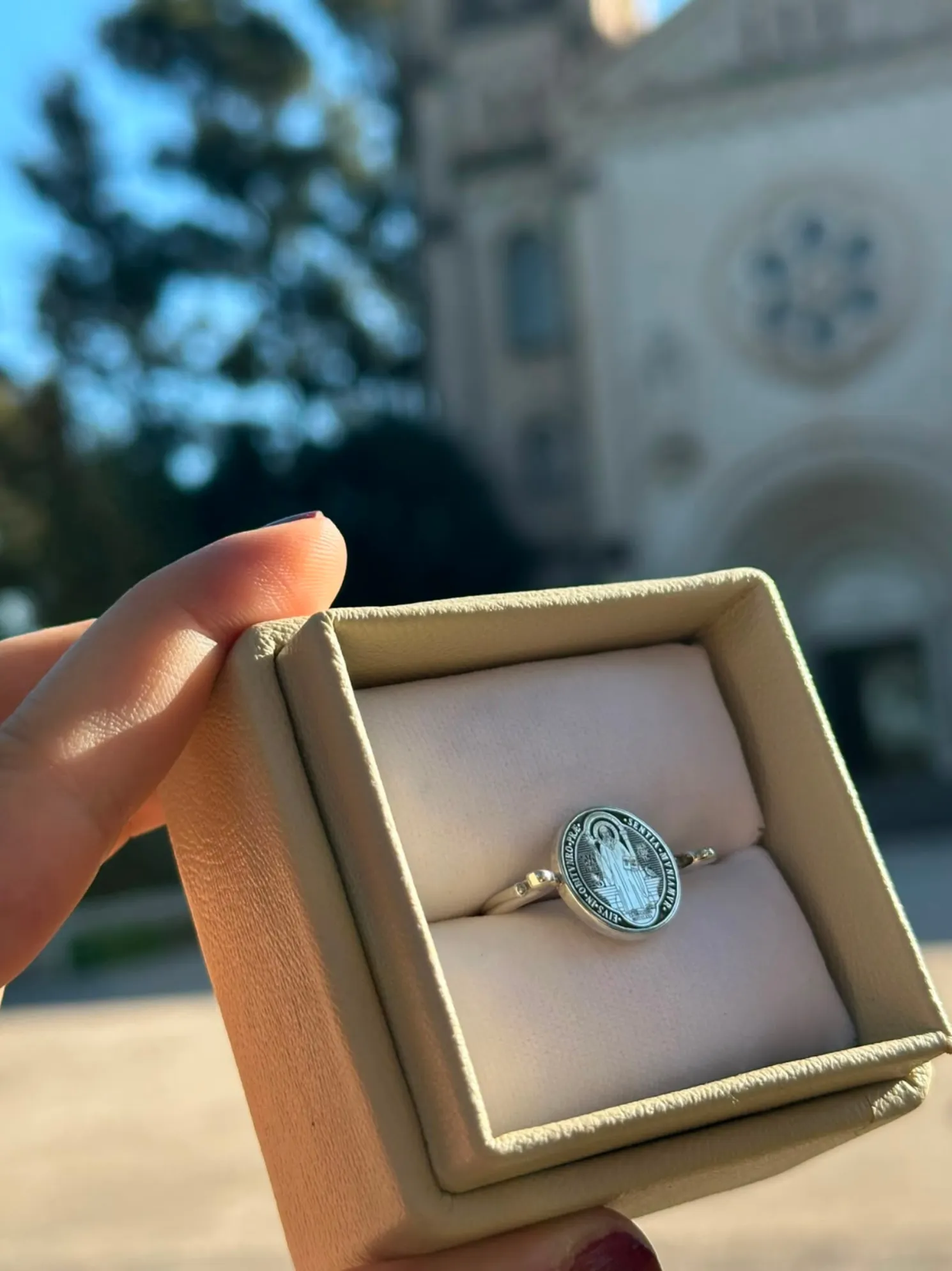 San Benito anillo - Imagen 2
